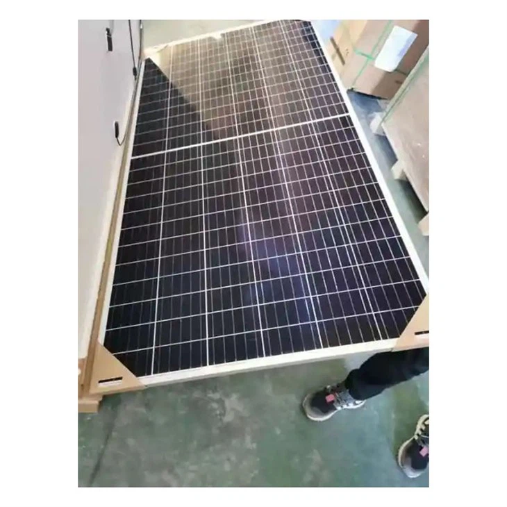 610W Mono Solar Panel front view 610W Mono Solar Panel front view